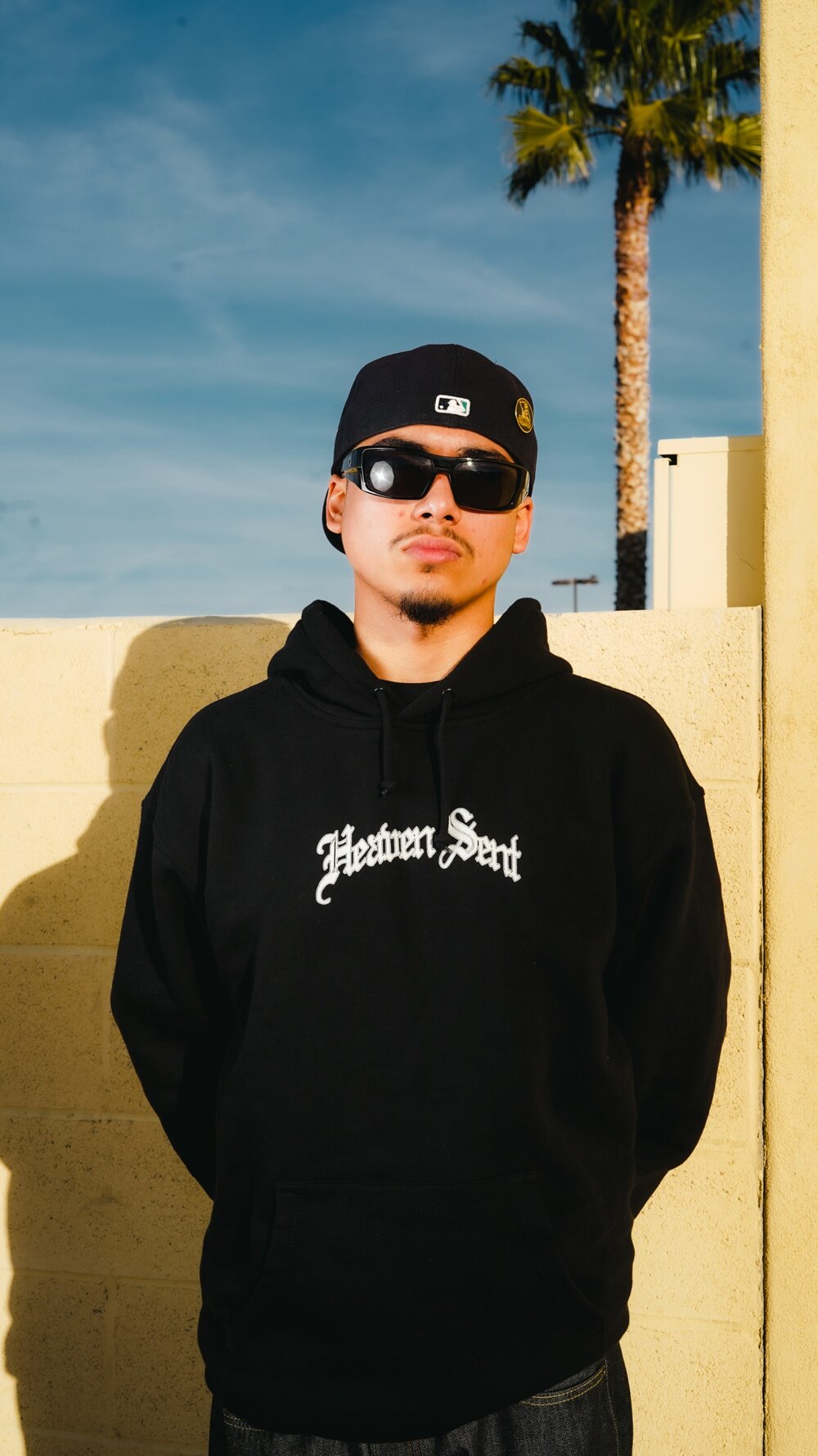 VIRGENCITA HOODIE